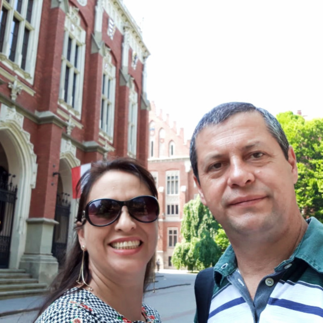 CRACÓVIA: Rafaela e Danilo, descobriram suas origens na Polônia e aproveitaram para conhecer Portugal e Itália.