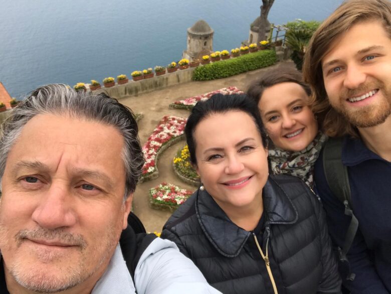 ITÁLIA: Maurus, Maria, Carolina e Gabriel, rodaram de carro pela Costa Amalfitana, Calábria e Sicília.